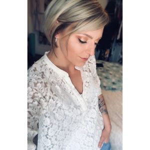 {bb dakota} lace 3/4-sleeve v-neck top